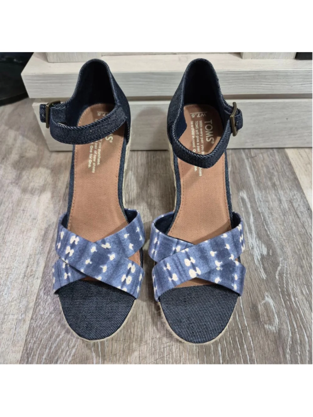 Women's TOMS Blue Denim Espadrille Wedge Sandals 7.5